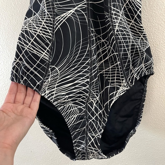 SkirtSports Swim Swimming Swimsuit Swimwear Size Small - Picture 3 of 5